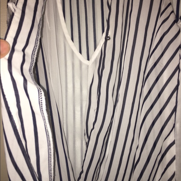 H&M blouse - Picture 3 of 4